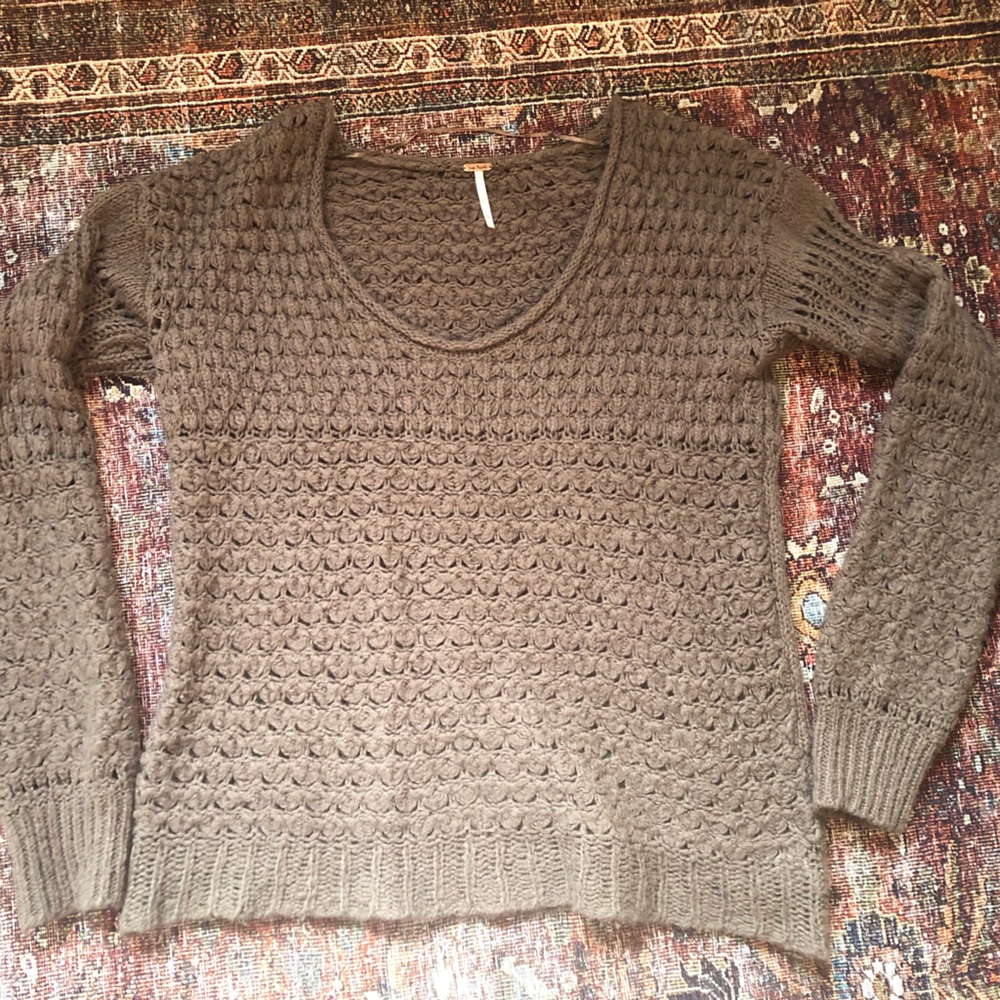 Cozy Free People Sweater, size M, Good Quality